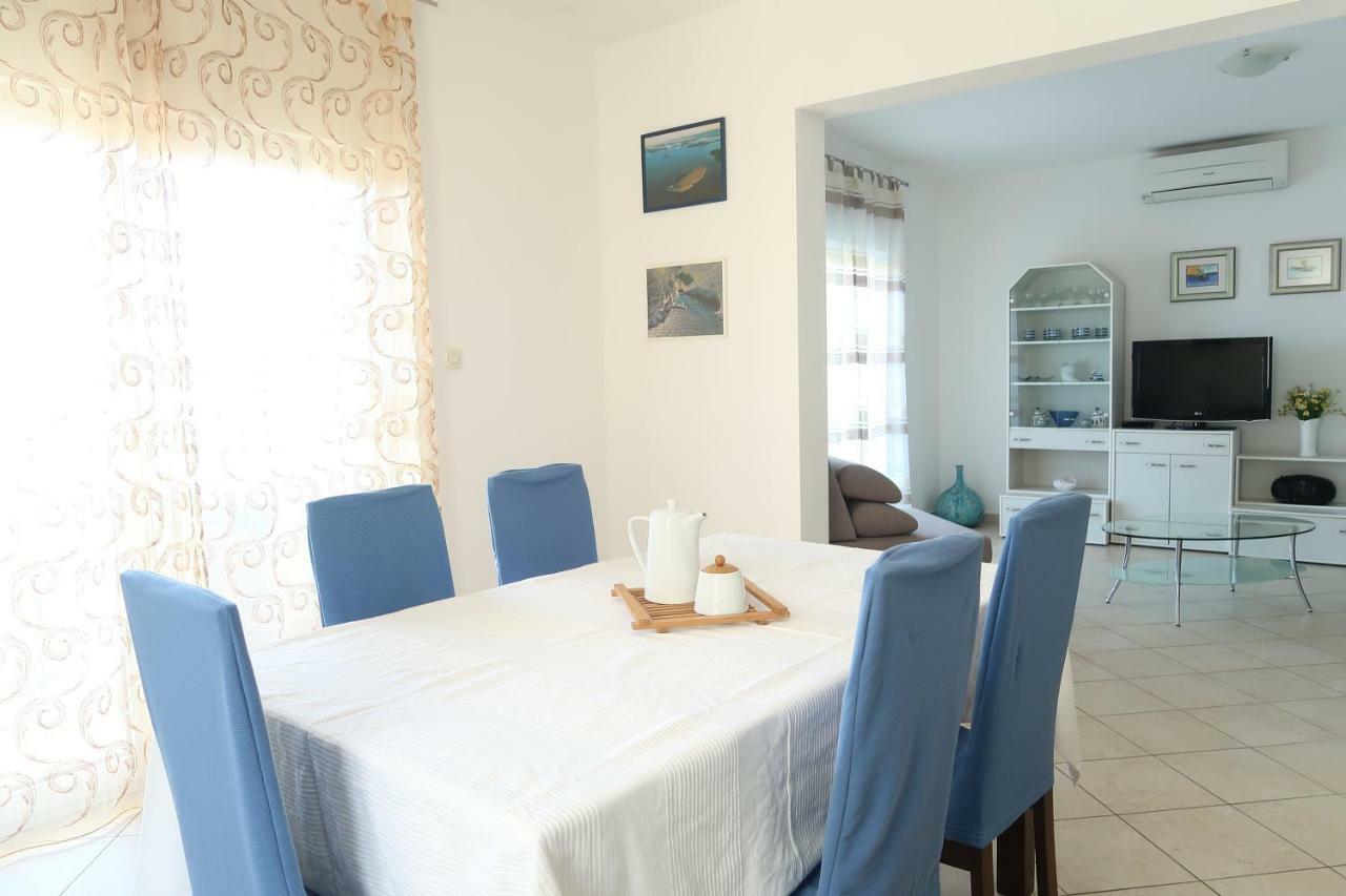 Apartments Maras Primošten Eksteriør bilde
